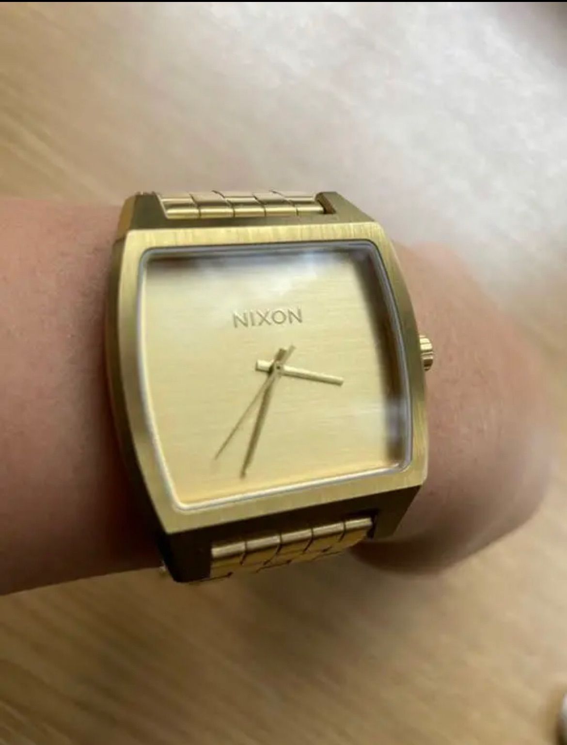 NIXON gold 時計 - 腕時計