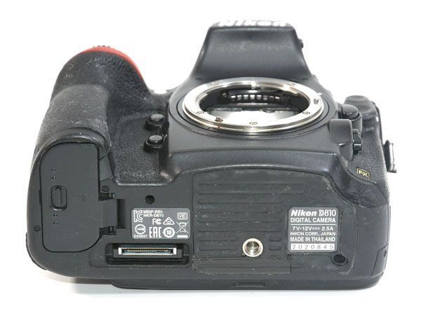 ☆元箱、バッテリーパック(MB-D12)付！Nikon ニコン D810 デジタル一眼