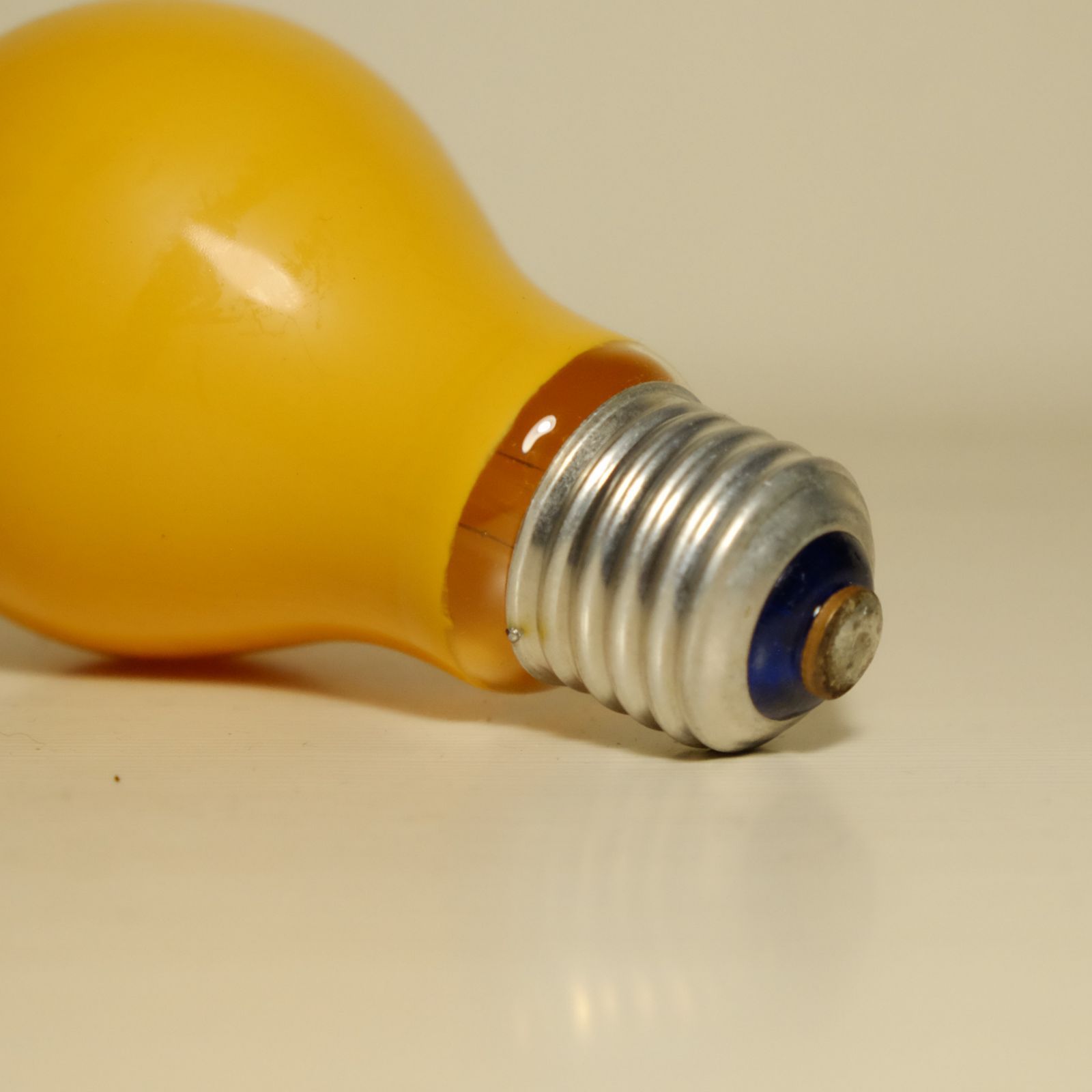 昭和レトロ 東芝 棚 車用品 自動車用 電球 Toshiba 東芝 あかりじょうず 低誘虫電球 60w 昭和レトロ 白熱電球