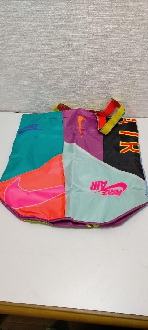 NIKE ナイキ エアマックス 2 ライト QS 付属品有り（バッグ、靴ひも2本 