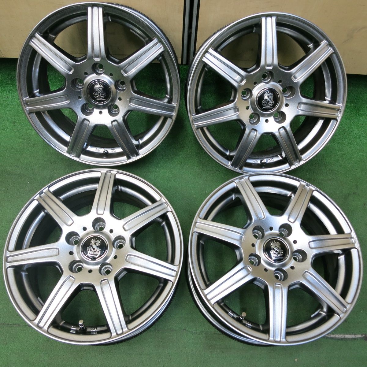 [送料無料] キレイMANARAY SPORT マナレイスポーツ 15インチ ホイール 15×6J PCD114.3/5H4101811SYホ