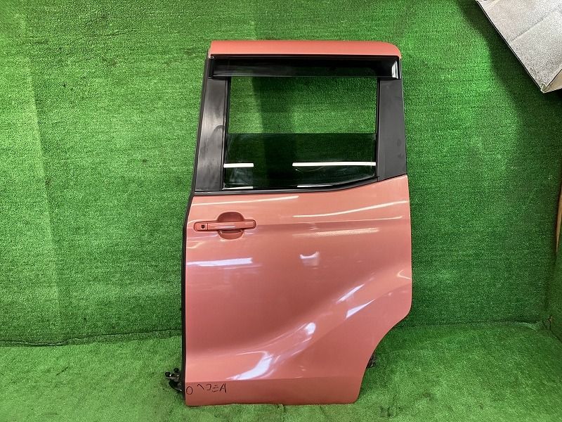 デイズルークス B21A 左リアドア X 4WD ニホンイタ M31Q8 82101-6A01A NMR