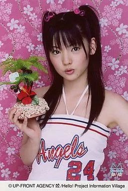 中古】生写真(ハロプロ) モーニング娘。/道重さゆみ/衣装白・手に植物