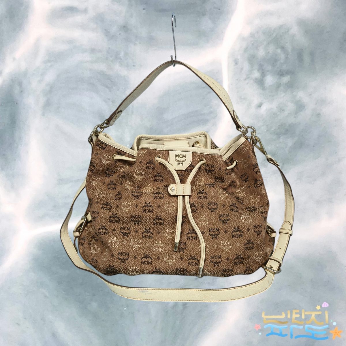 MCM 巾着バッグ（MCM(エムシーエム) / 巾着バッグ/ショルダーバッグ  