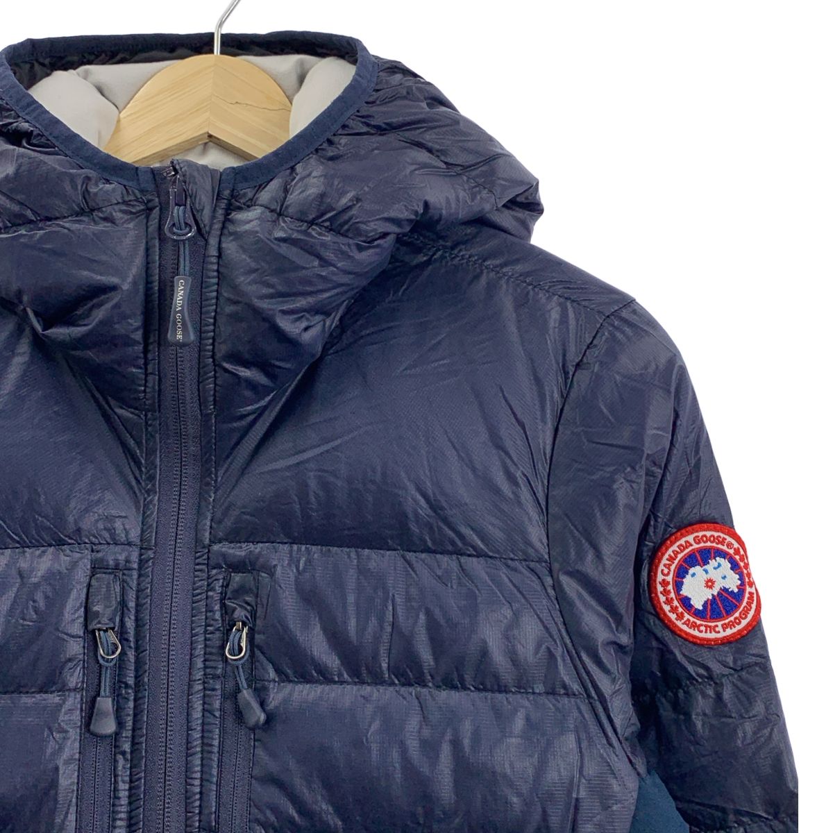 CANADA GOOSE カナダグース HYBRIDGE LITE HOODY ハイブリッジ ライト フーディ ダウン ジャケット M ネイビー レディース