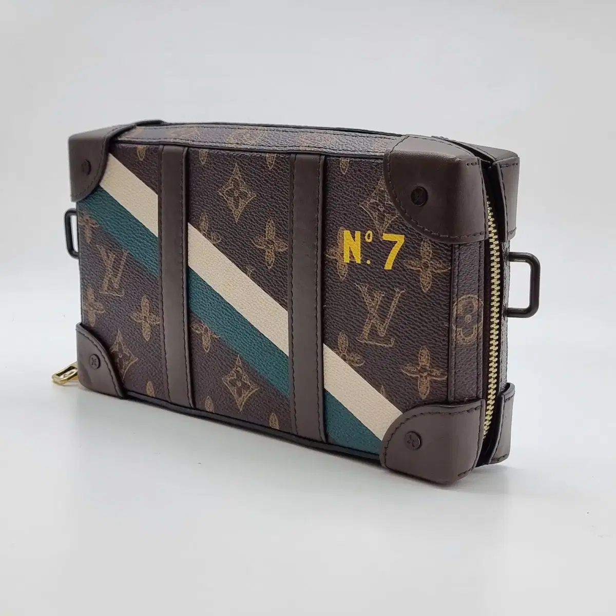 ルイヴィトン モデル ソフト トランク ウェラブル ウォレット LOB101507