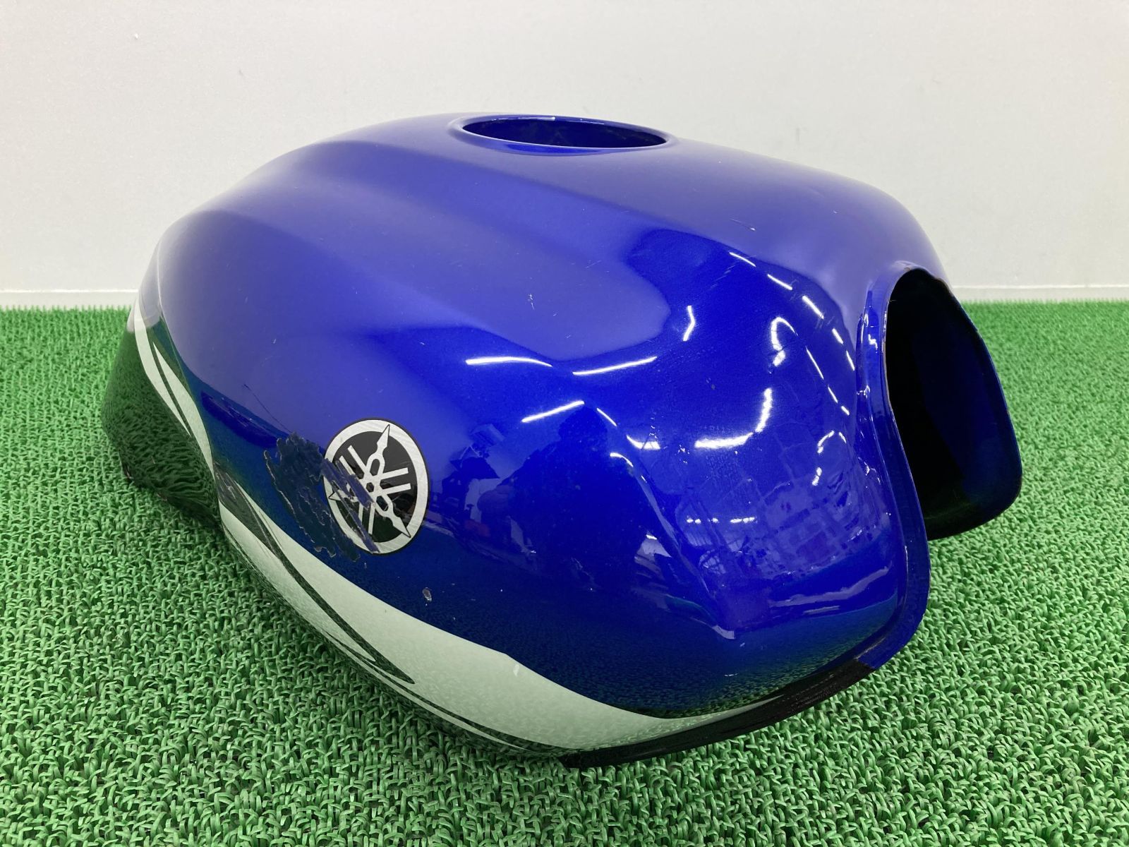 XJR1300 タンク 青 ヤマハ 純正 中古 バイク 部品 RP03J-006