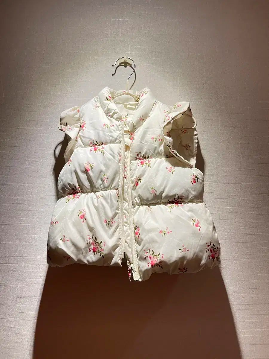 Baby Gap 花柄 赤ちゃん ベスト