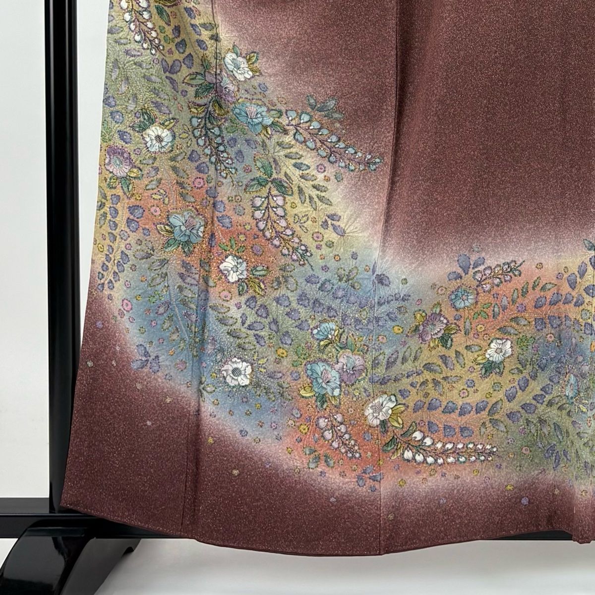 美品 訪問着 紫がかった焦げ茶 桜花 金彩加工 身丈154cm 裄丈63cm 訪問着 身丈159cm 裄丈63cm S 袷 秋草 桜 金彩 ぼかし 灰色 正絹