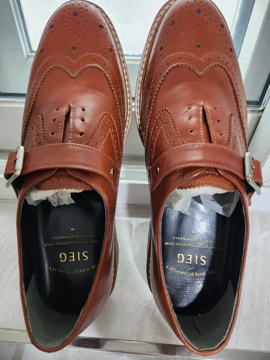 ジーク ストラップ ウイングチップ シューズ 260