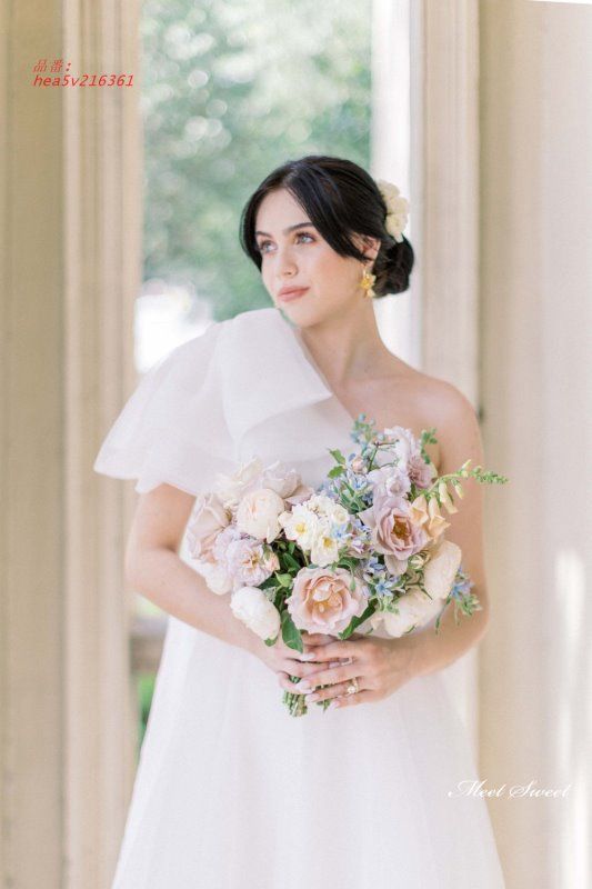 ウェディングドレス ウエディングドレス ロングドレス 二次会 結婚式 前撮り 蝶結び 花嫁 ブライダル リボン ワンショルダー スレンダードレス 編み上げ hea5v216361