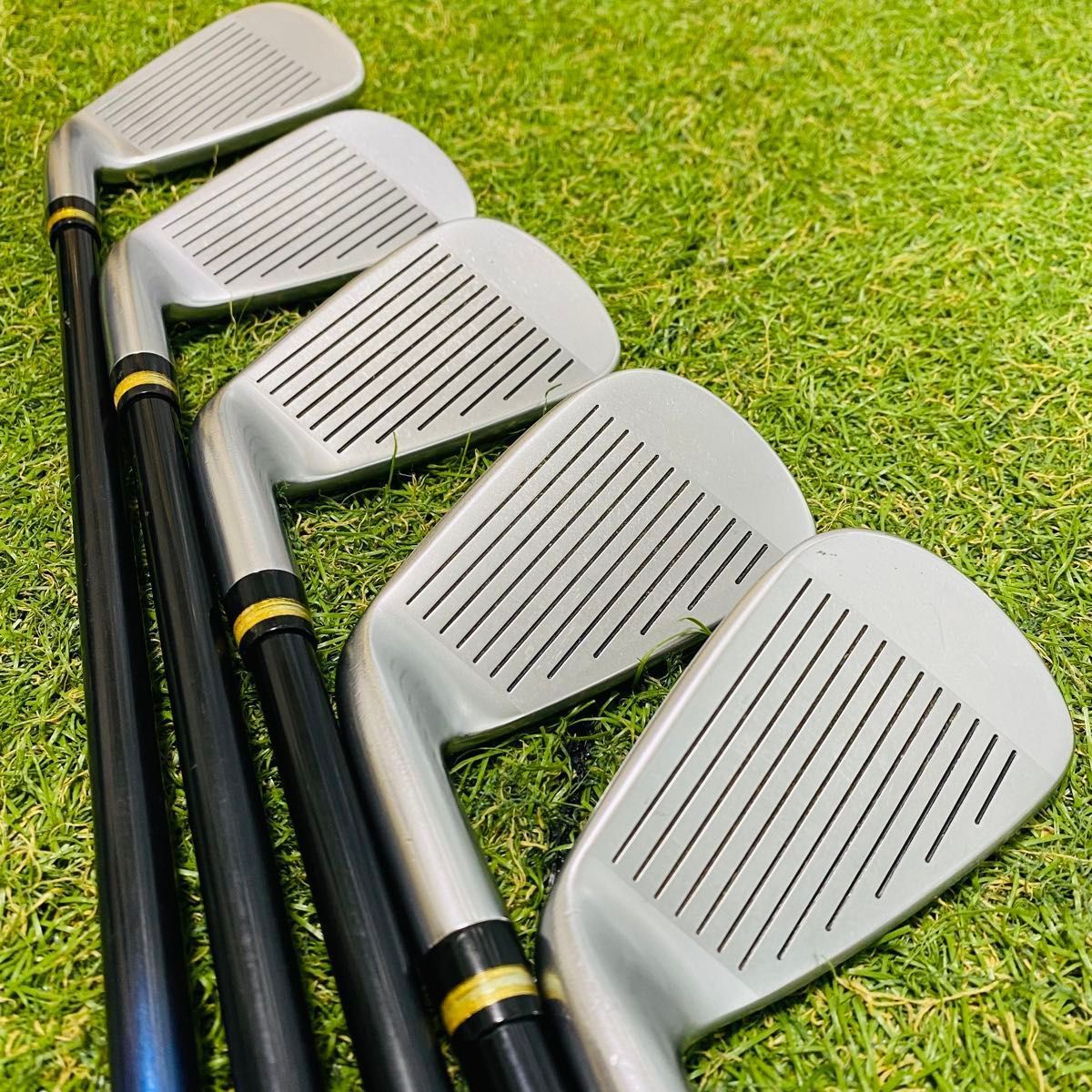 美品 HONMA BERES IS-02 ホンマ ベレス メンズアイアン 星2 ホンマ ベレス IS-02 2s 星2 アイアン9本セット メンズゴルフ 初心者