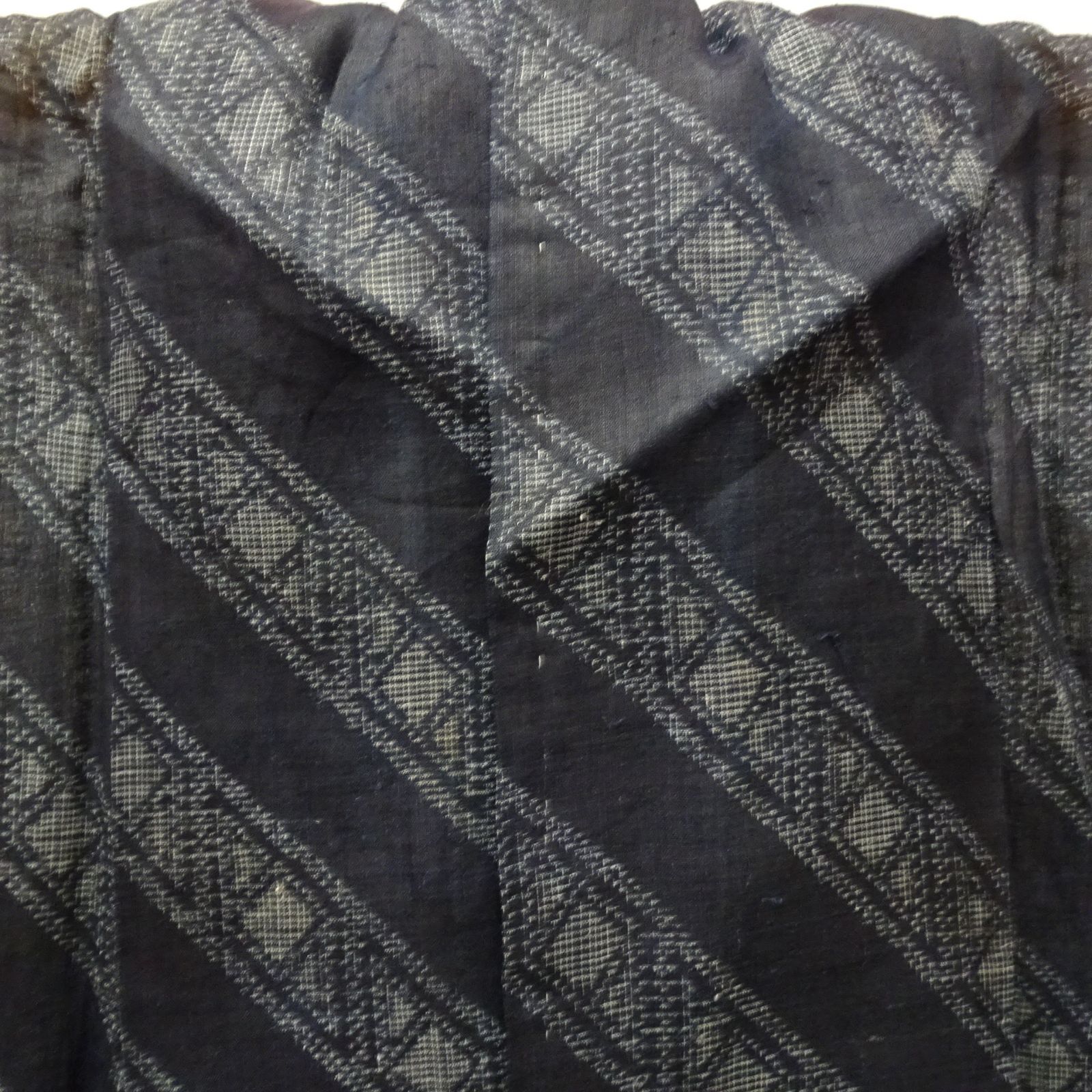 M4417☆ 着物淡雪 ☆ 逸品 本場宮古上布縦横絣幾何学模様アンティーク