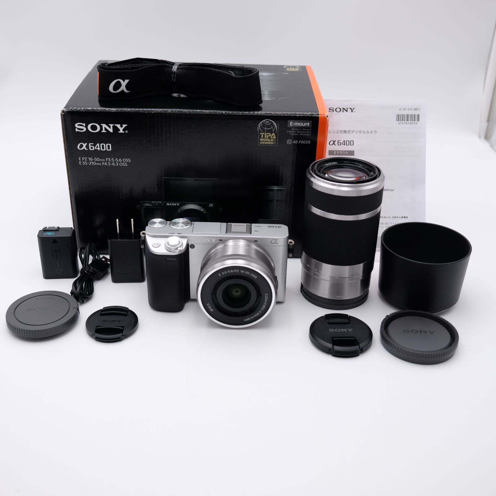 美品/ショット数943】SONY α6400 シルバー Wレンズキット