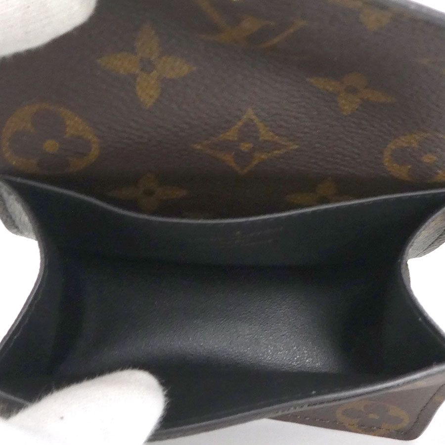 デイリー マルチポケット