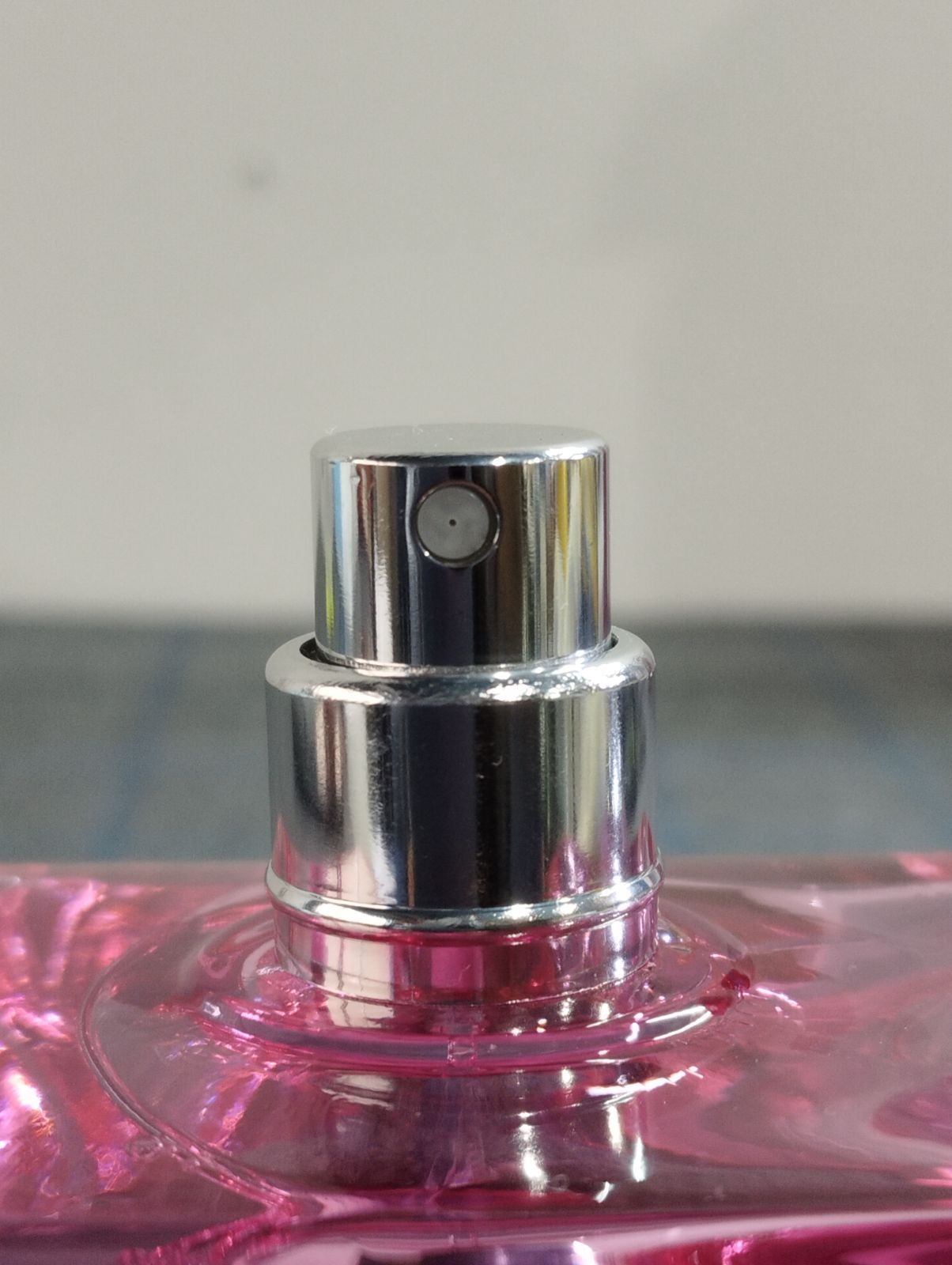 Amazon | ヴェルサーチ ブライトクリスタル アブソリュ EDP 50ml