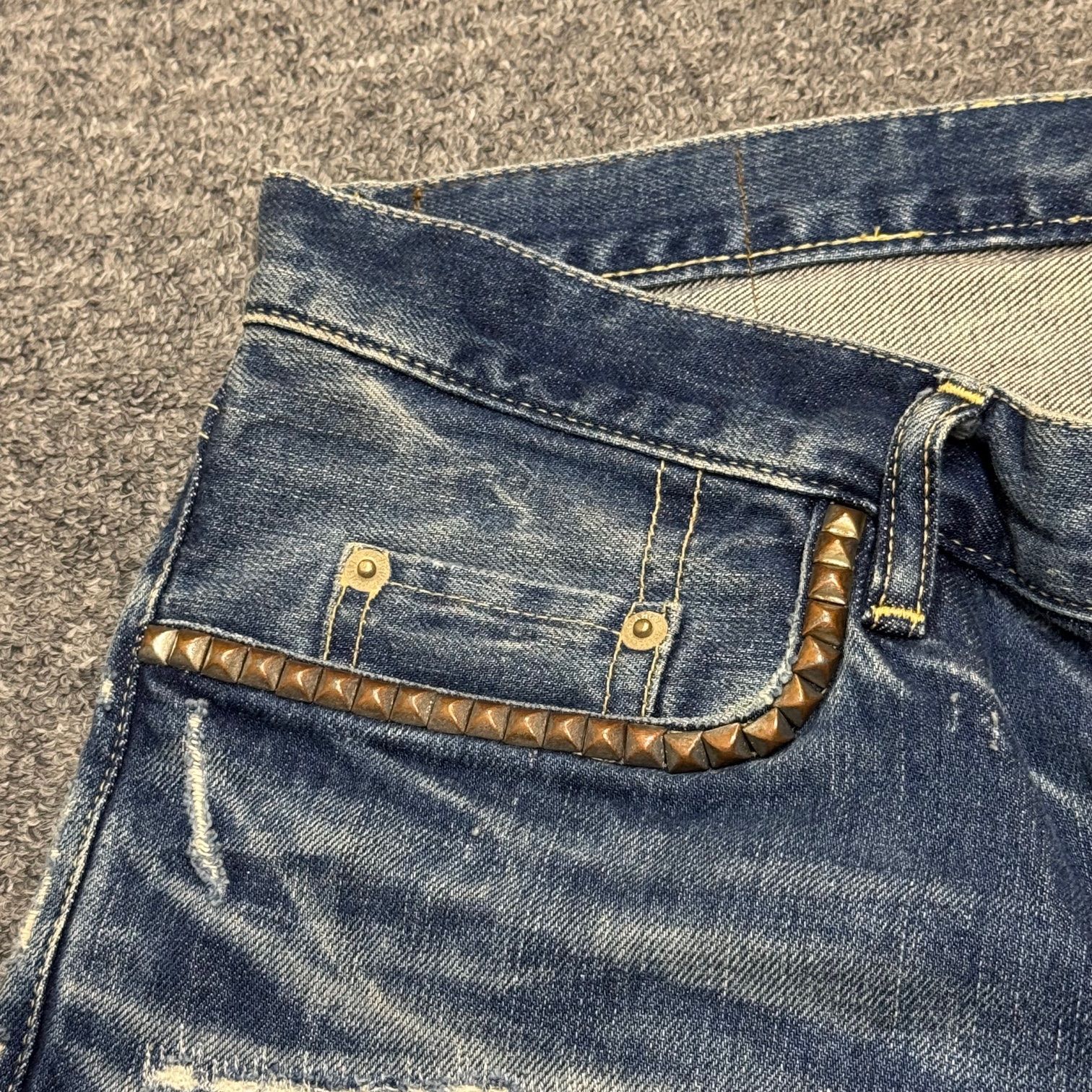 HYSTERIC GLAMOUR VSR加工 スタッズデニムパンツ セルビッチジーンズ 