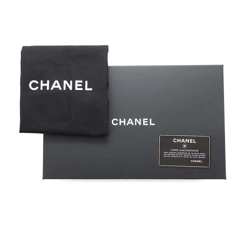 CHANEL 黒