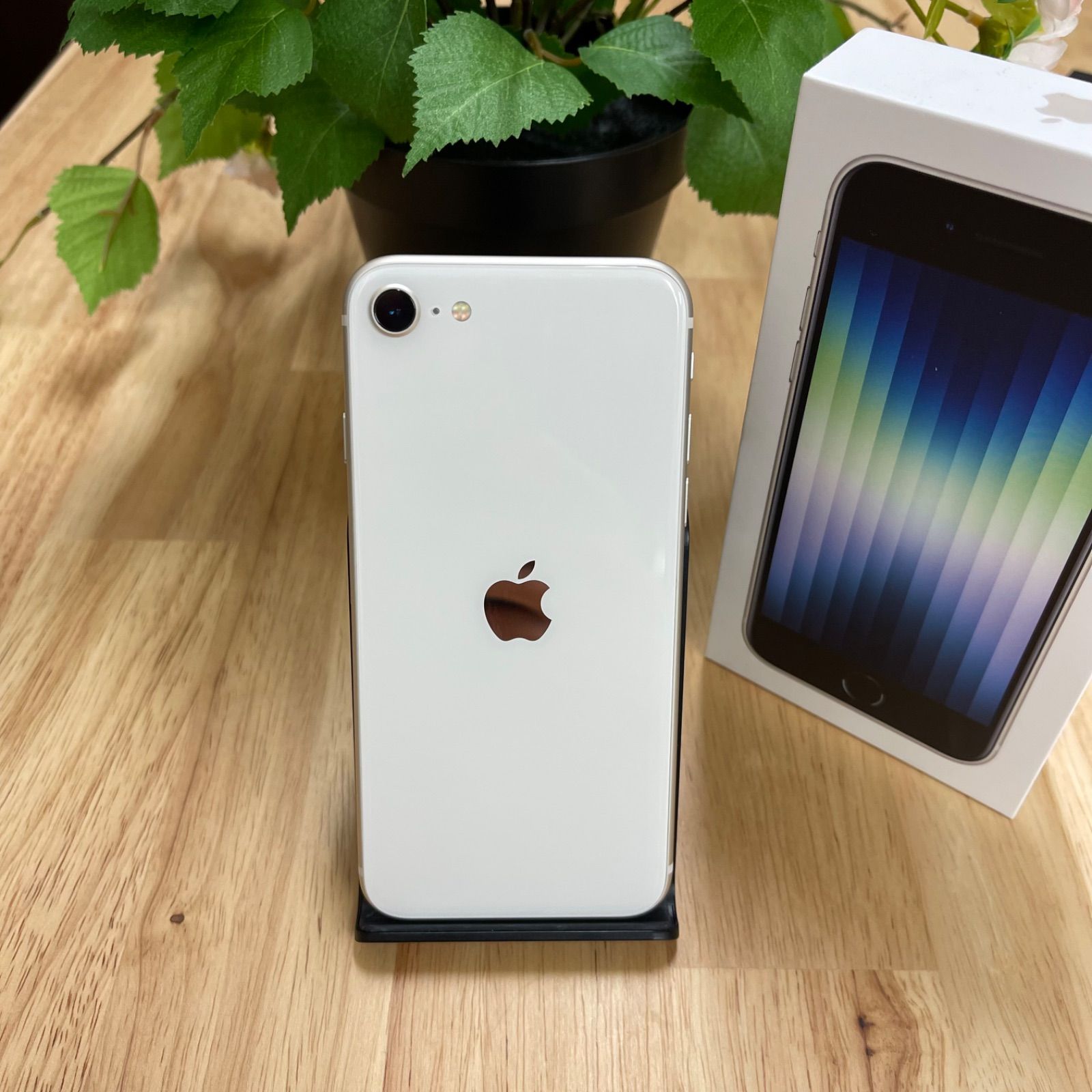 iPhone SE (第3世代) 128GB スターライト iPhone SE 第3世代 iPhone SE (第3世代) 128GB スターライト iPhone SE 第3世代