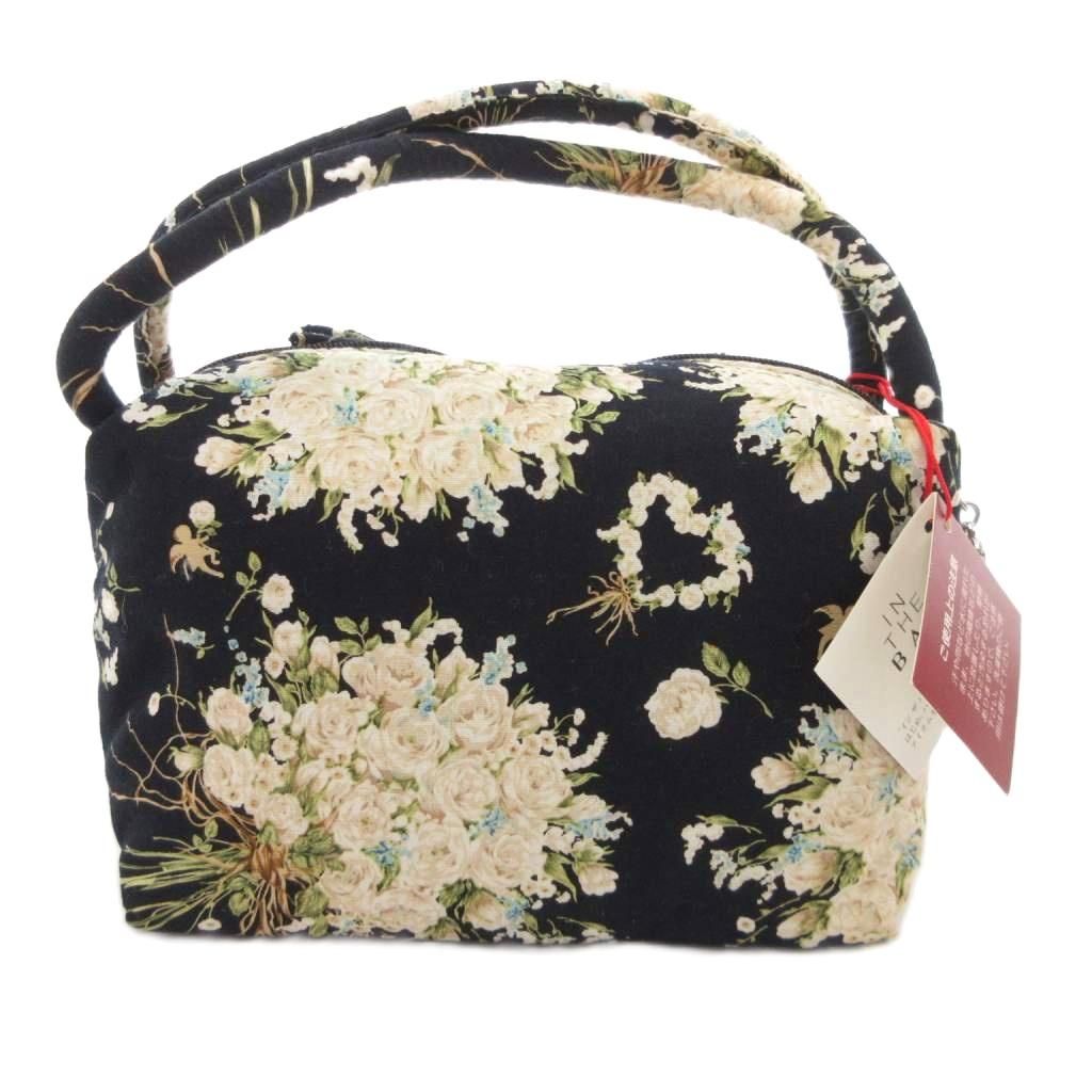 ピンクハウス　新品タグ付き　ブラック ウィンターフォレストトリートプリントパーカー｜ピンクハウス