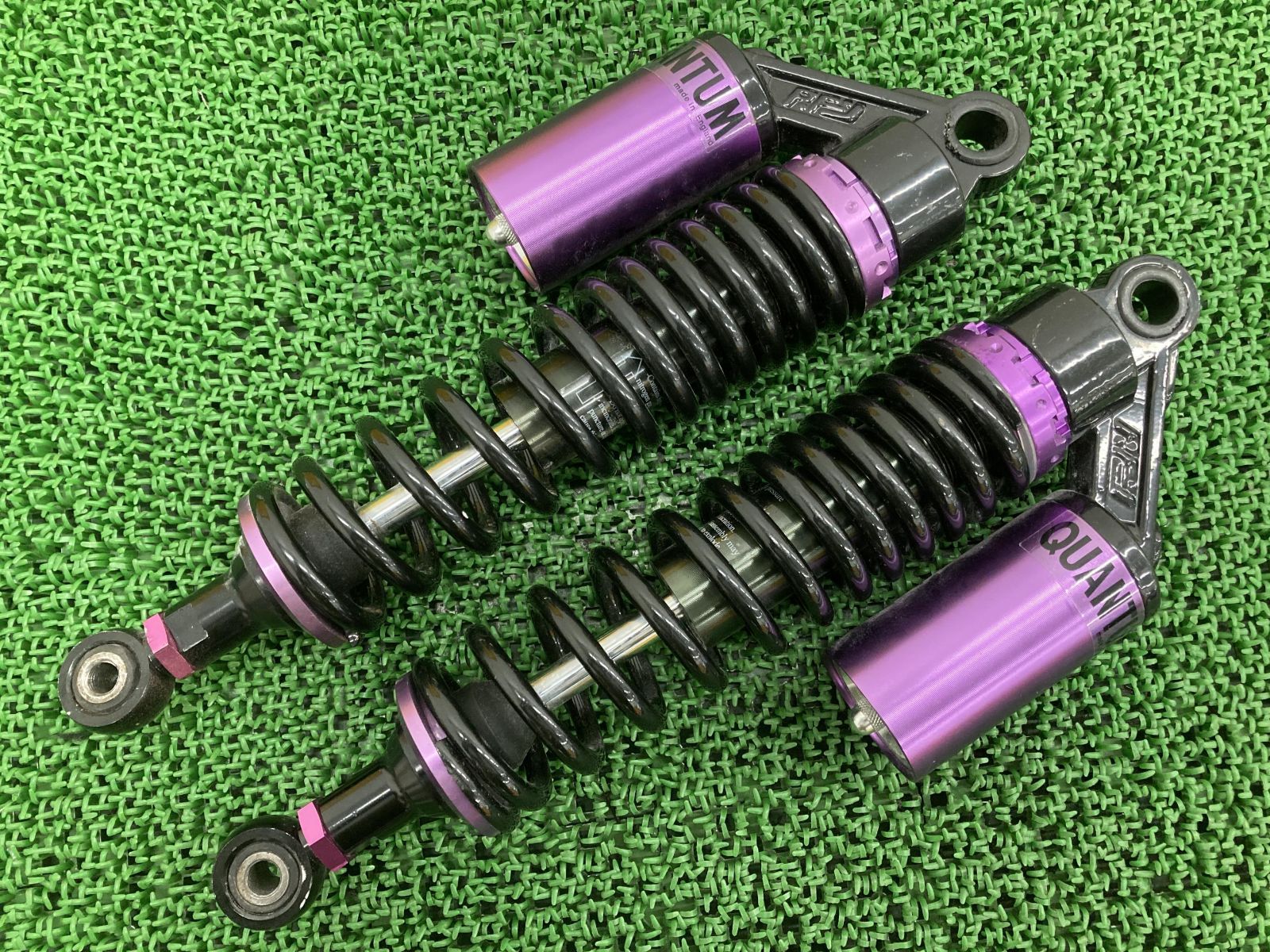 RFY製X-4 リアサスペンション 黒/紫 SC38-1211*** 社外 中古 2000年式外し SC38 X4 ピッチ約340 ブラック×パープル リアショック