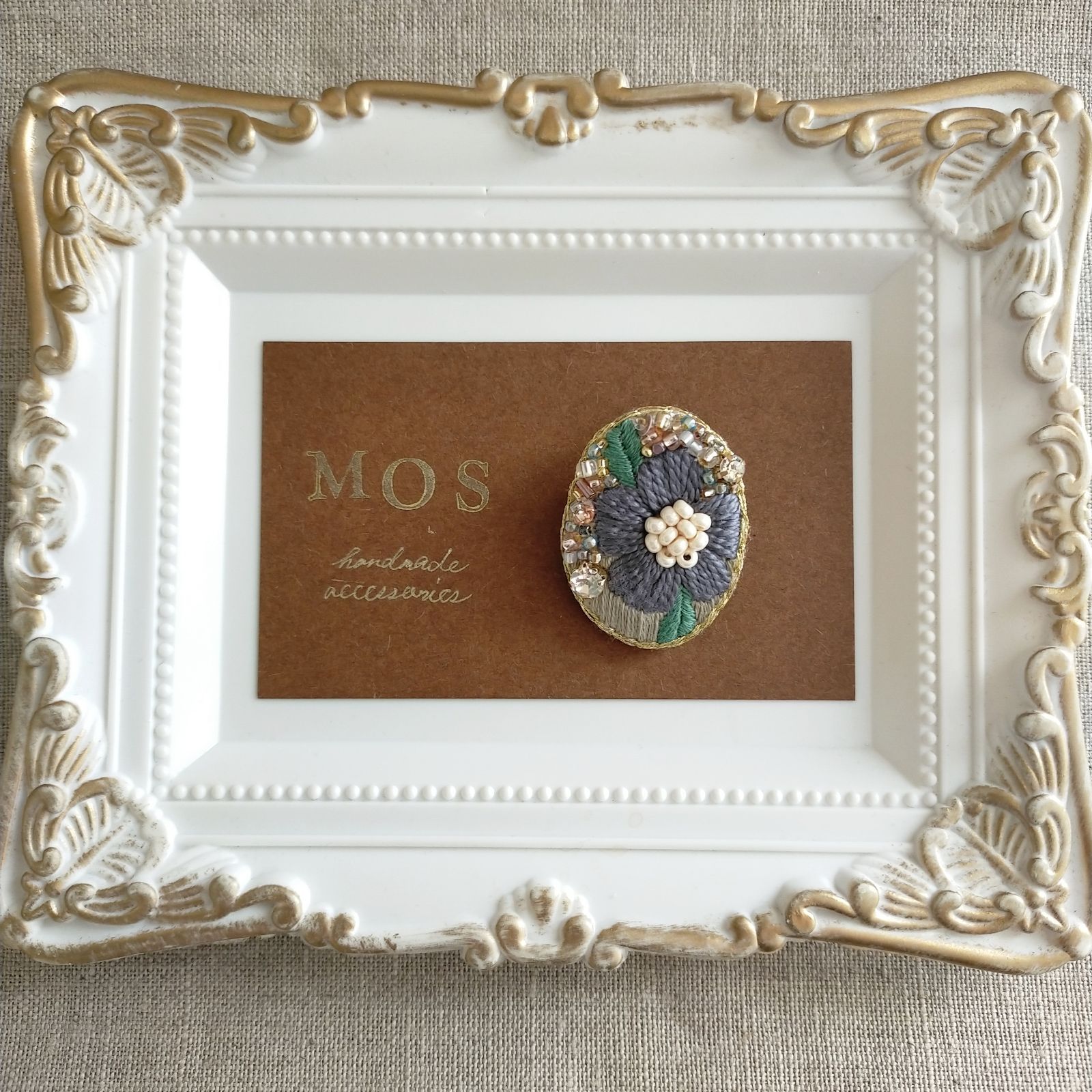 手刺繍ブローチ ビジュー ビーズ スパンコール フラワーデザイン 着物  