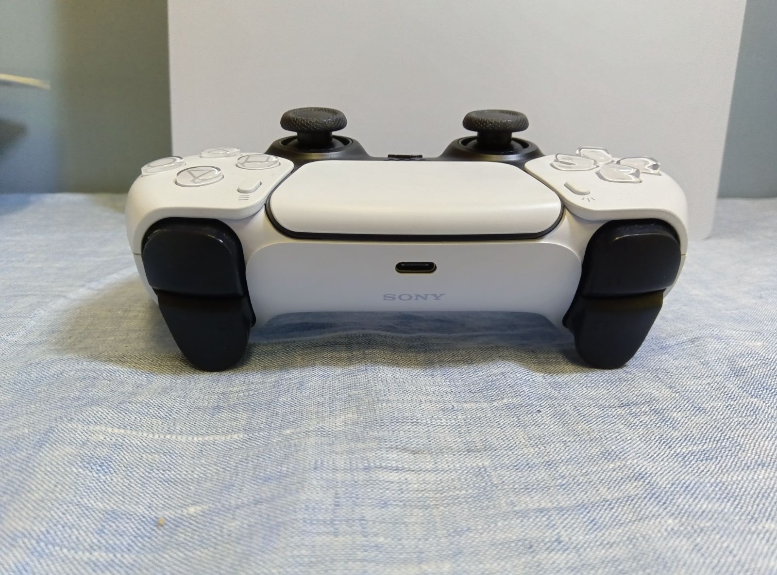 PS5 本体のみ CFI-1100A ディスクドライブ搭載 PlayStation5 PS5 本体のみ CFI-1100A ディスクドライブ搭載 PlayStation5