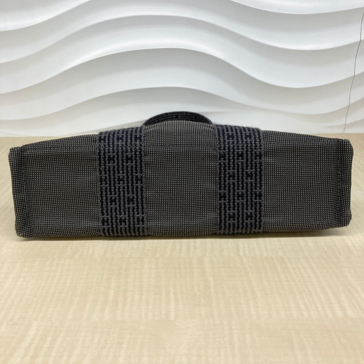 極美品！希少カラー！エルメス　エールラインPM　ハンドバッグ　カデナ付き HERMES 美品☆HERMES エルメス エールライン PM シルバー金具