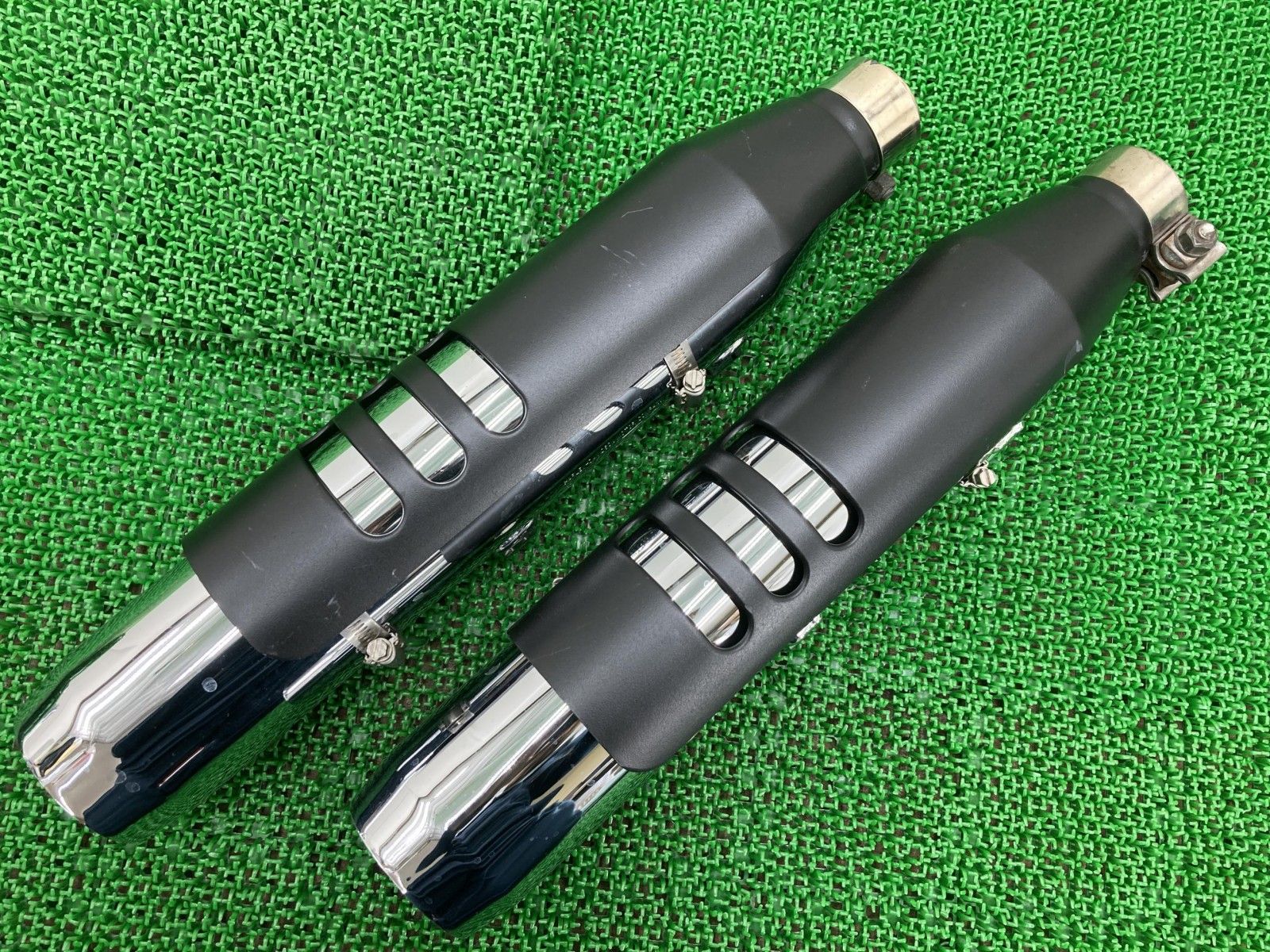 XL1200CX サイレンサーマフラー 64900390 ハーレー 純正 中古 スポーツ