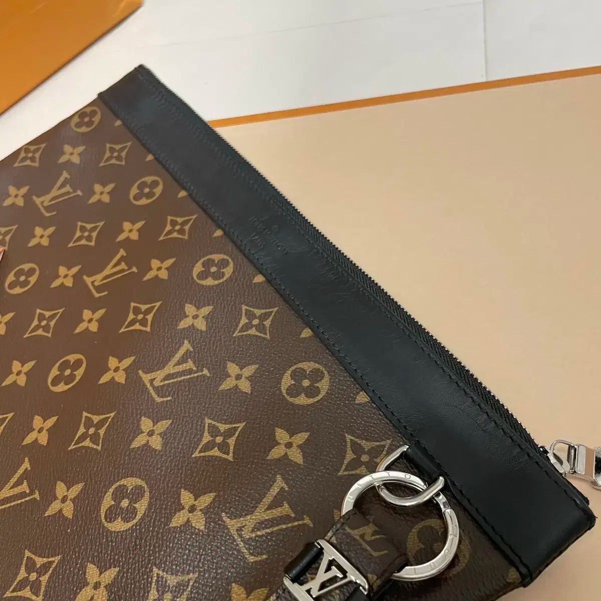 Vuitton ルイヴィトン