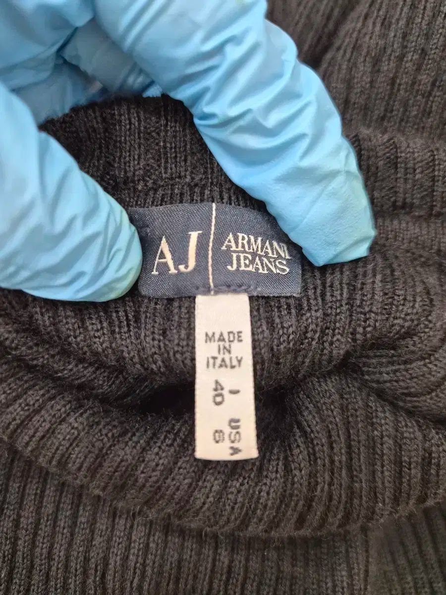 今年も大人気！ ブランド ARMANI アルマーニ ジーンズ レディース リブ タートルネック ウール 長袖Tシャツ 正規品 ディオール|グッチ|バッグ 柄