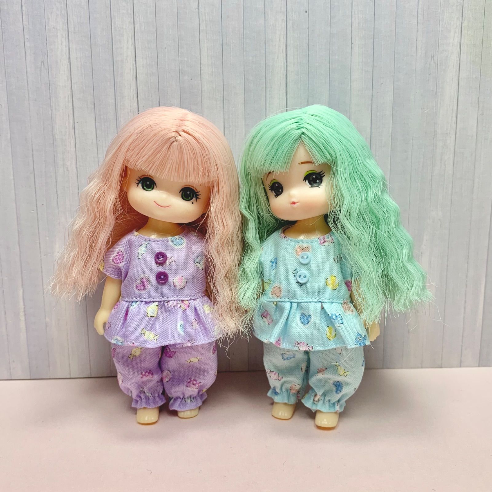 女の子向けプレゼント集結 リカちゃん ミキちゃんマキちゃん 服 2着セット キャンディー柄 人形