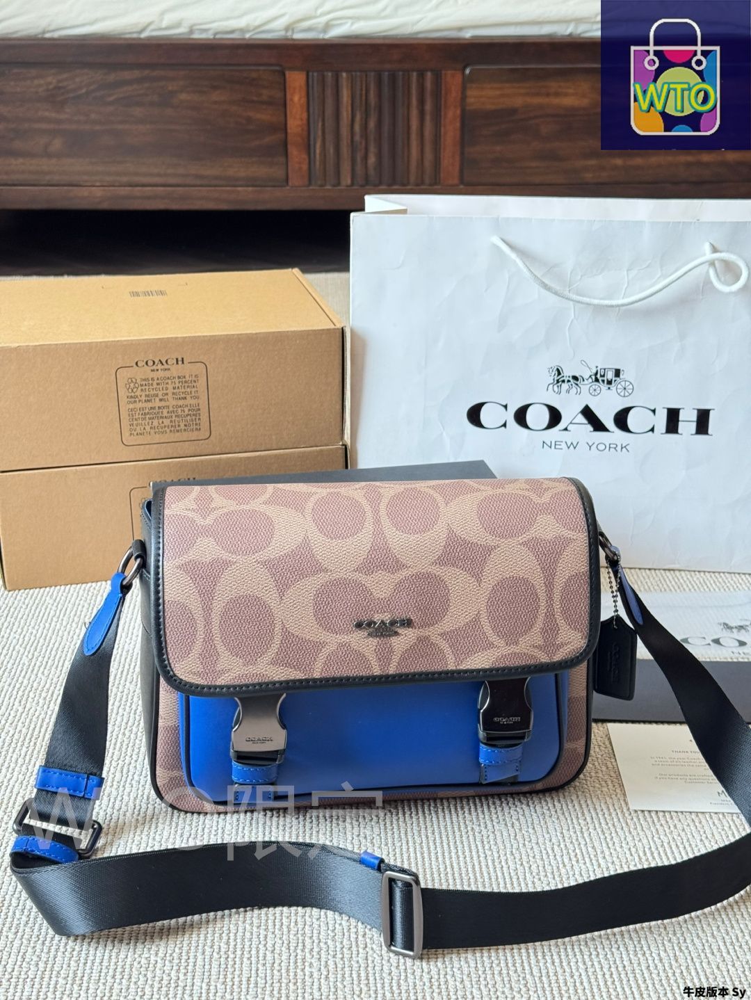 【新品】【未使用】Coach コーチ メンズ メッセンジャーバッグ ブルー COACH - コーチ／COACH バッグ ショルダーバッグ 鞄 メンズ 男性