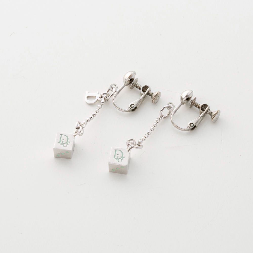 K10ホワイトゴールド×プラチナ850 星ピアス(片耳用) ネジ式 耳 ボディ