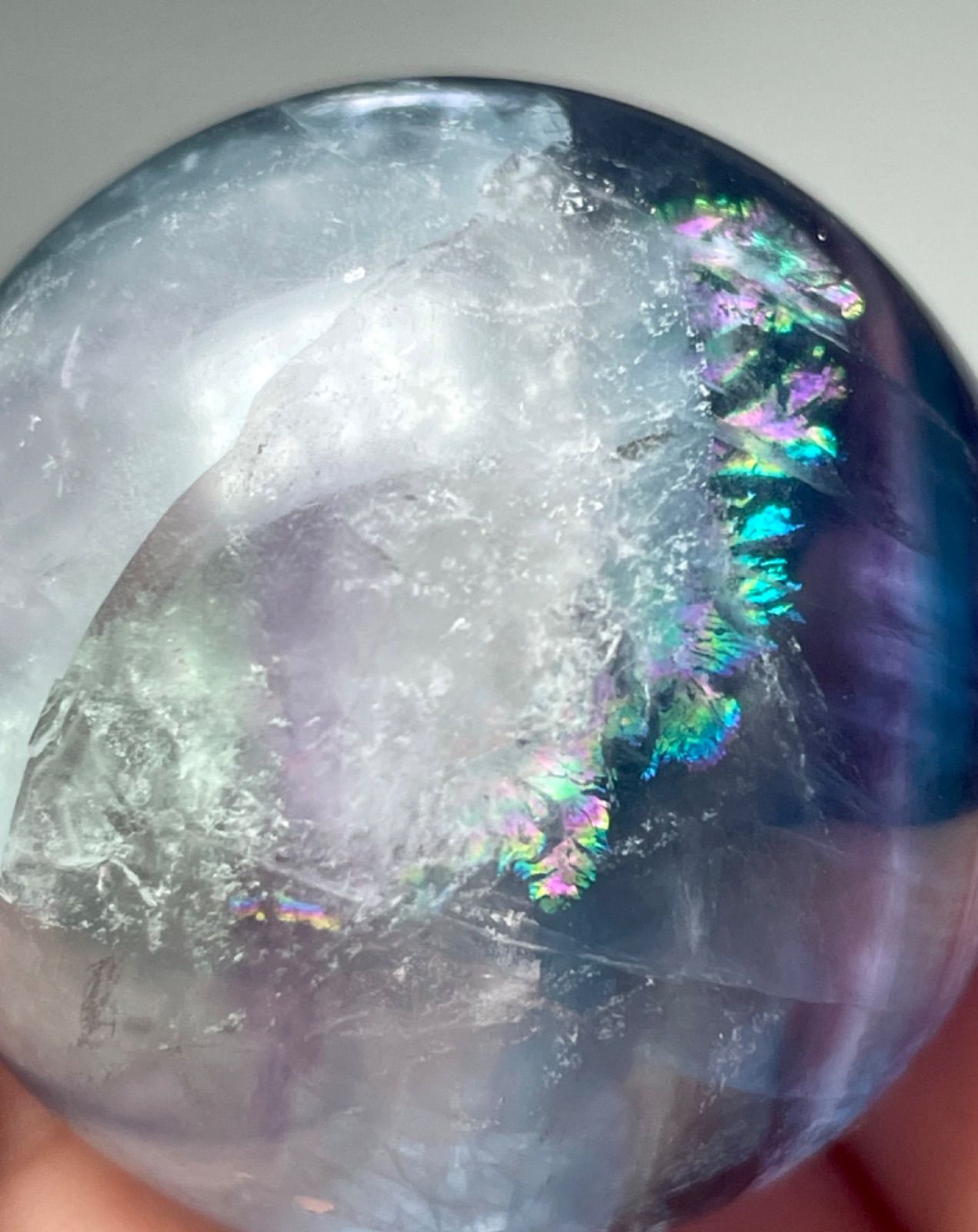 ブルーフローライト【蛍石】丸玉○スフィア◇虹・アイリス◇天然石