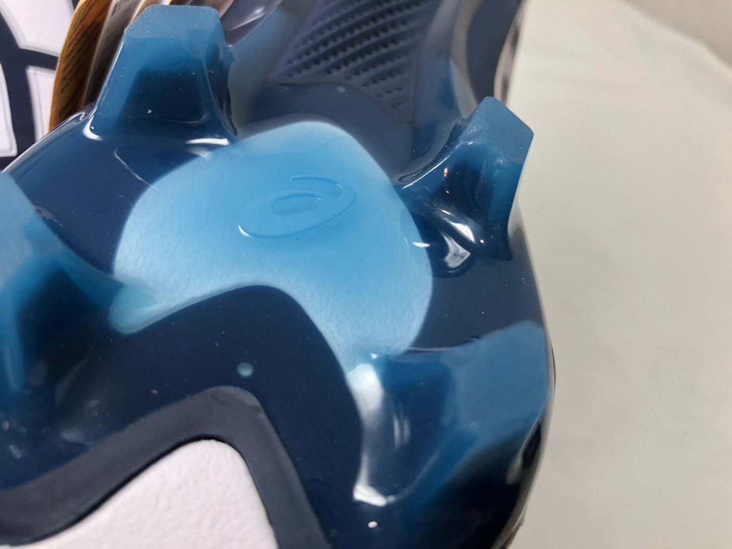 アシックス スパイクシューズ