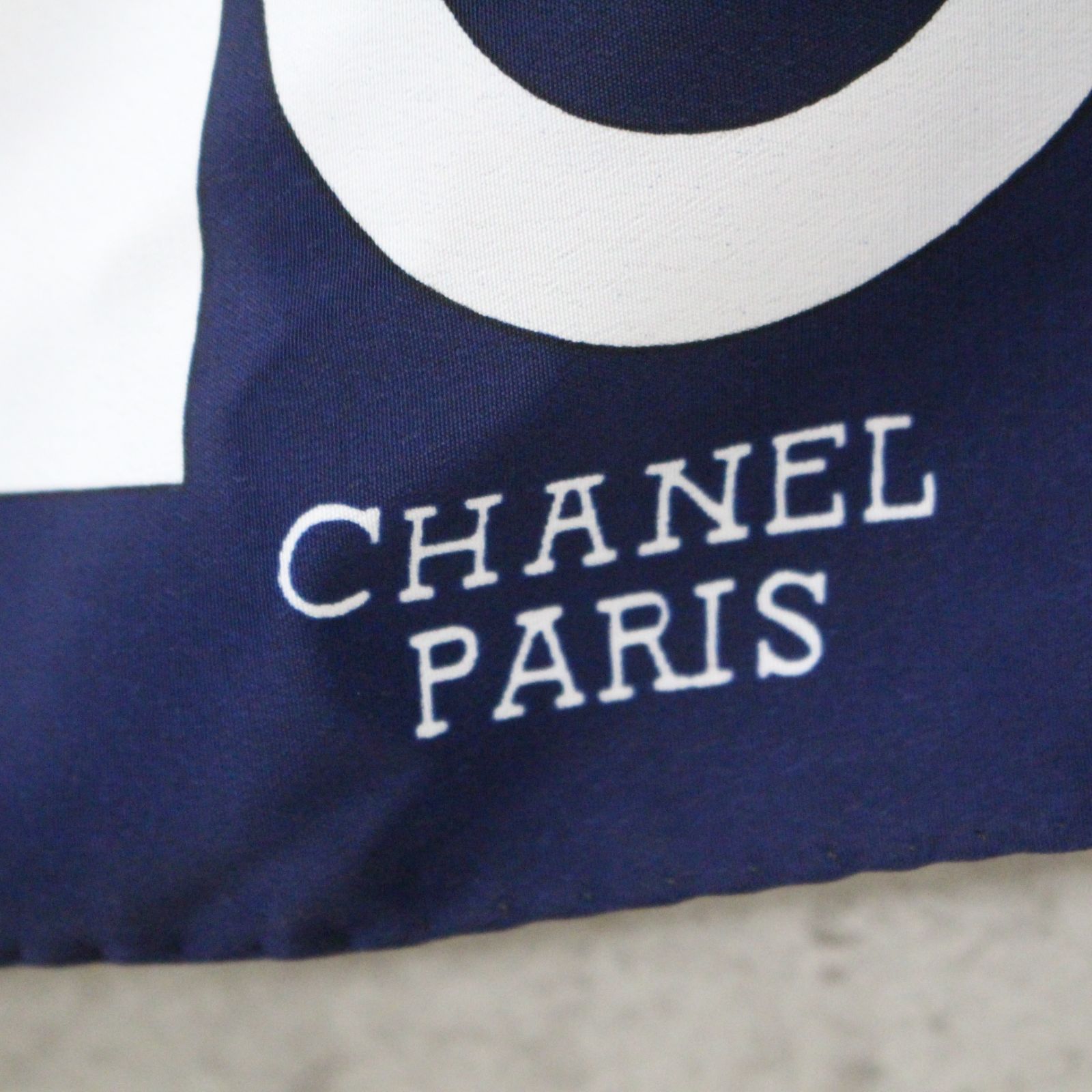 S058)CHANEL/シャネル スカーフ シルク 大判 貴婦人 ネイビー