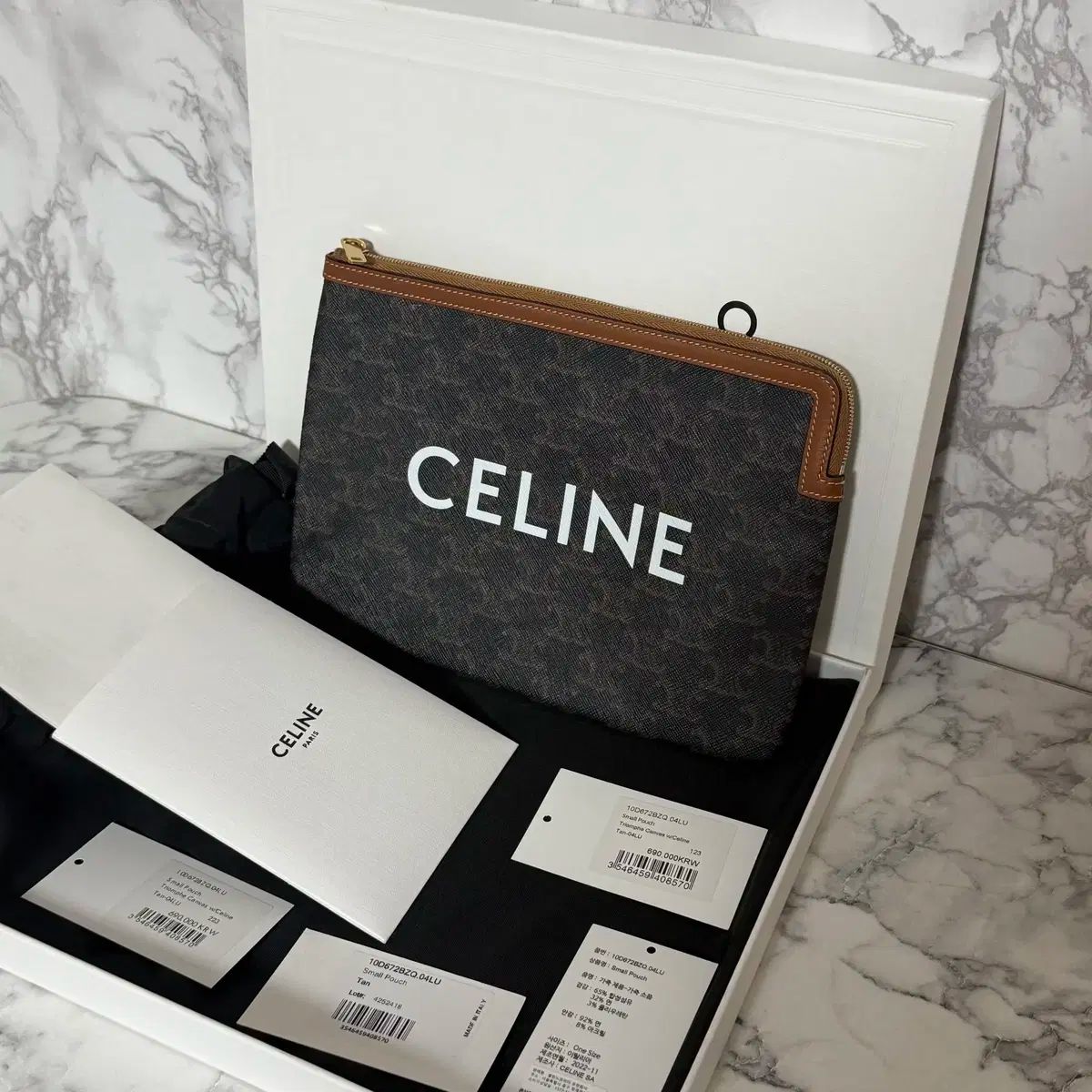 セリーヌ　ポーチ　トリオンフ セリーヌ CELINE CELINE ポーチ Long Pouch with strap