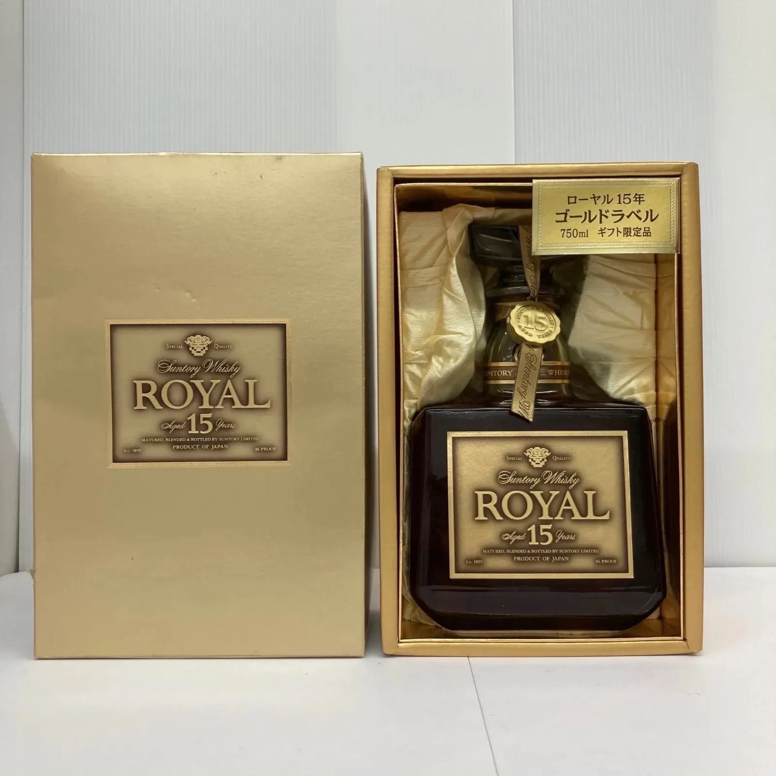 サントリー ローヤル 15年 ゴールド ラベル 箱付き 750ml 【愛知