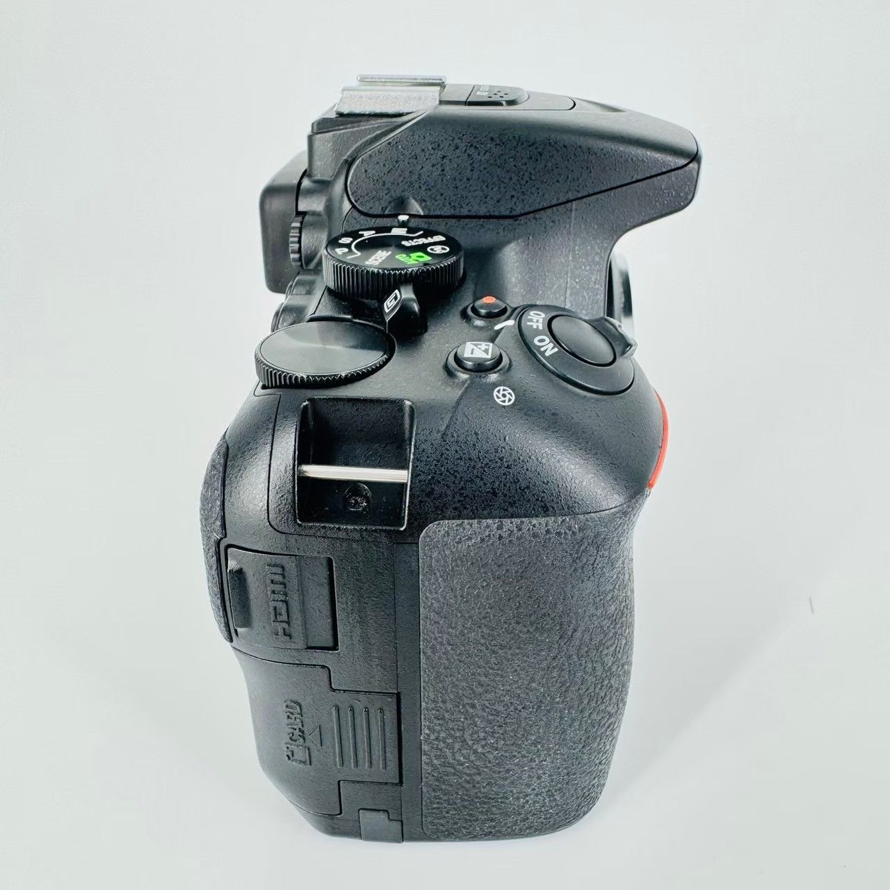 ショット数 10918回以下】□ほぼ新品□ Nikon D5500 ボディ - メルカリ