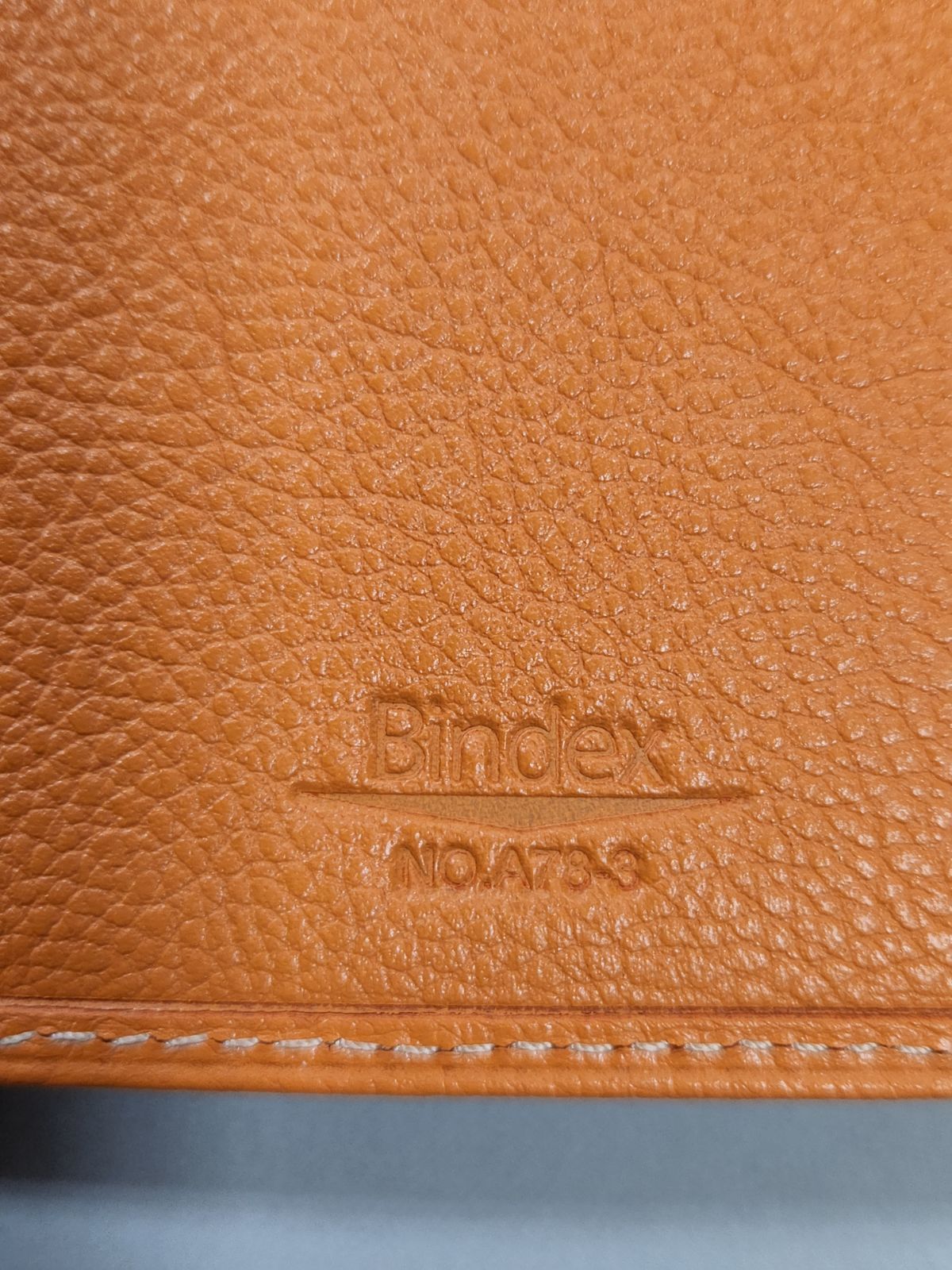 カラフルなシステム手帳 A5サイズ24㎜リング