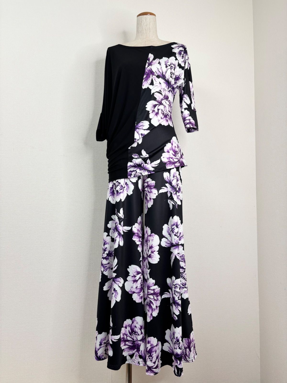 社交ダンス ブラック×パープル 変形スリーブ 裾スリットフ パンツ パンツセットアップ 衣装