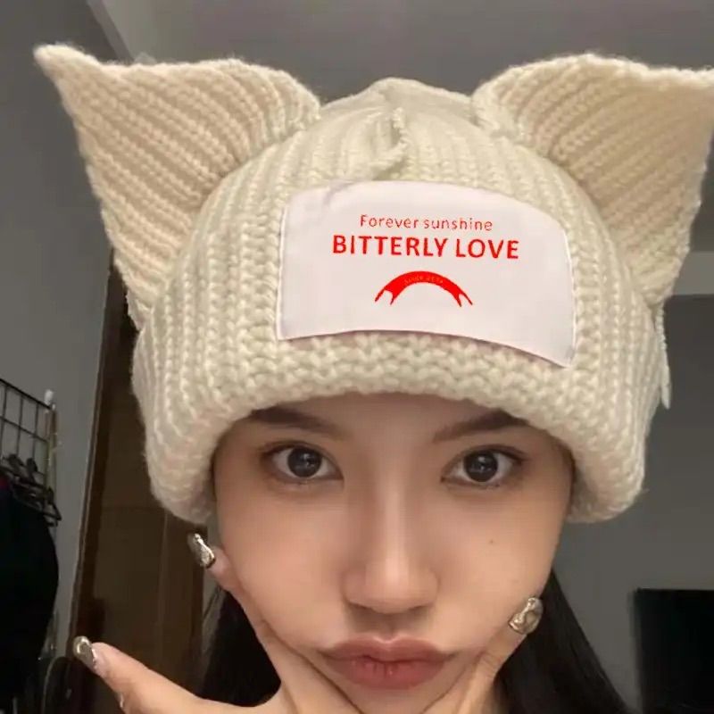 韓国風〉猫耳ニット帽｜BITTERLY LOVE〈3色展開〉 - メルカリ