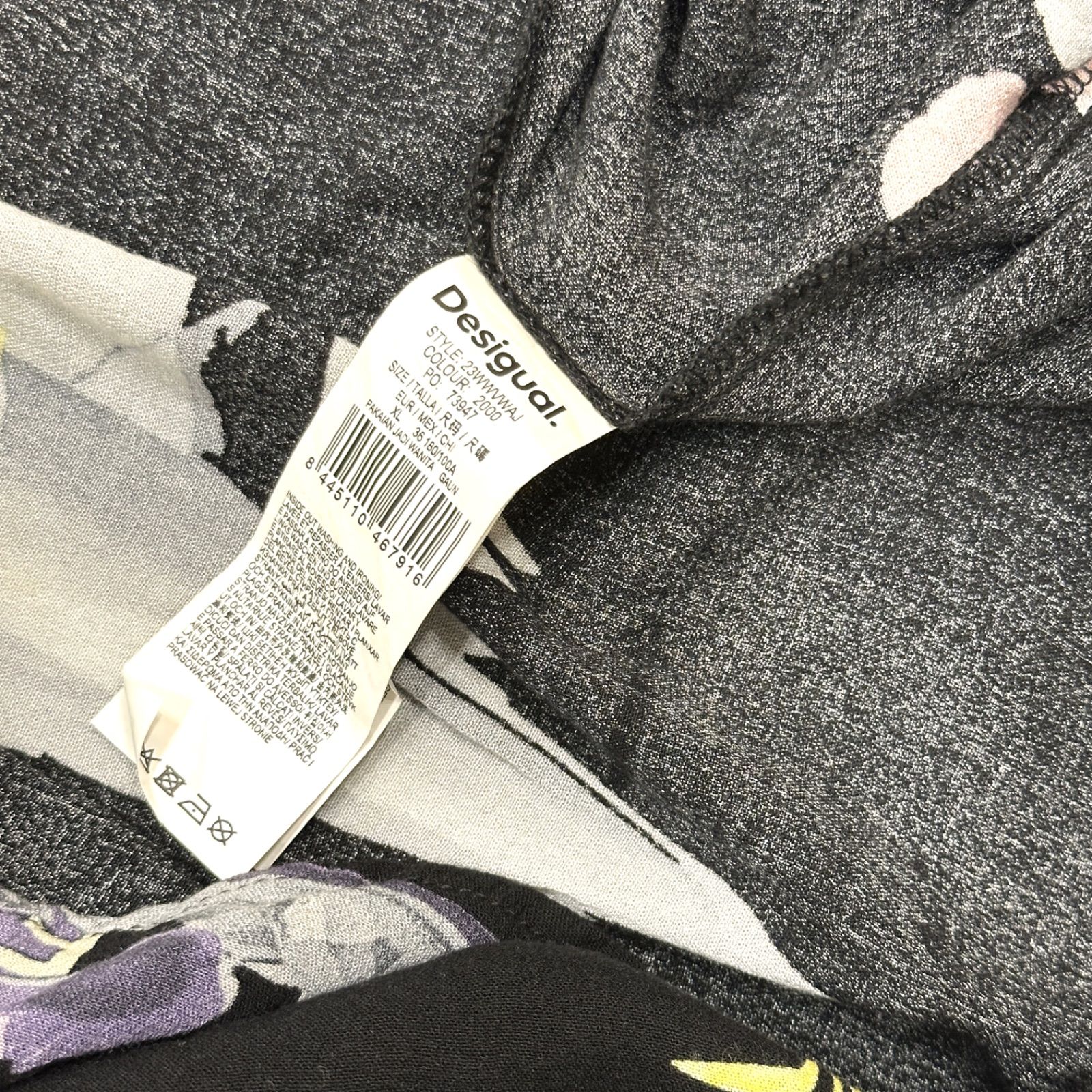美品 Desigual XLサイズ デシグアル ペイント柄 ワンピース 黒