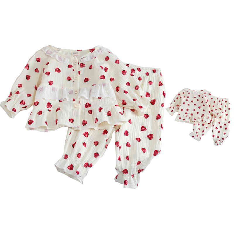 苺パジャマ キッズ 春秋 女の子 レースパじゃマ おしゃれパジャマ ルームパジャマ  二点セット ルームウエア 長袖 セットアップ 部屋着 送料無料 いちご柄 可愛い 上下セット 寝巻き#ljt1888