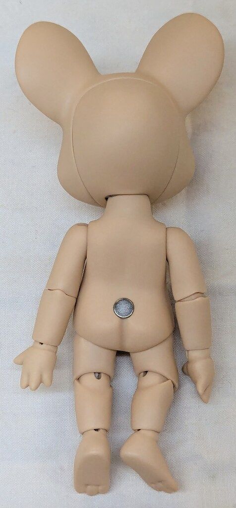 PIPOS DOLL
