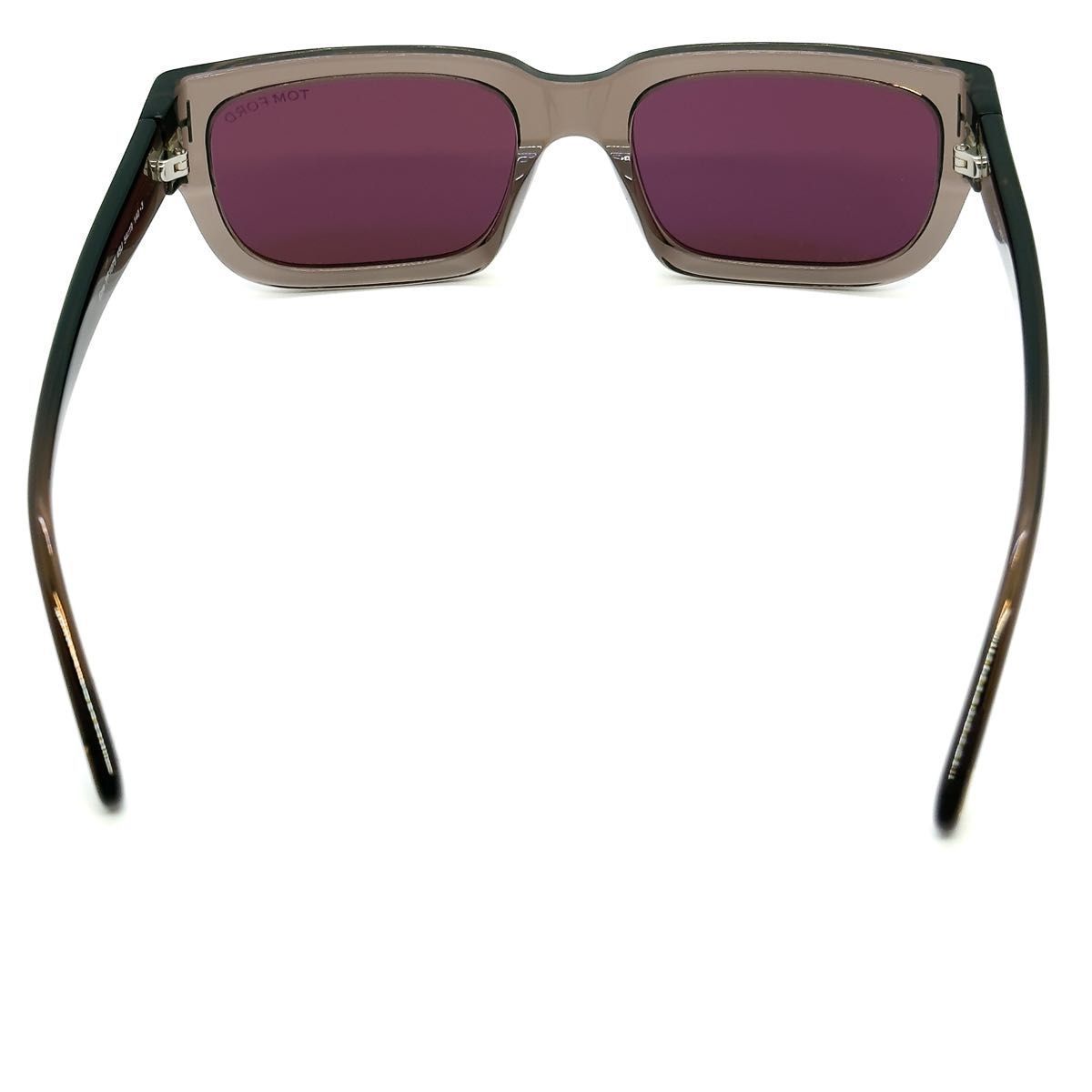 美品‼︎◆TOM FORD◆サングラス/クリア/超オシャレ/トムフォード/付属品有 TOM FORD トムフォード サングラス TF1075 クリアグレー 定価