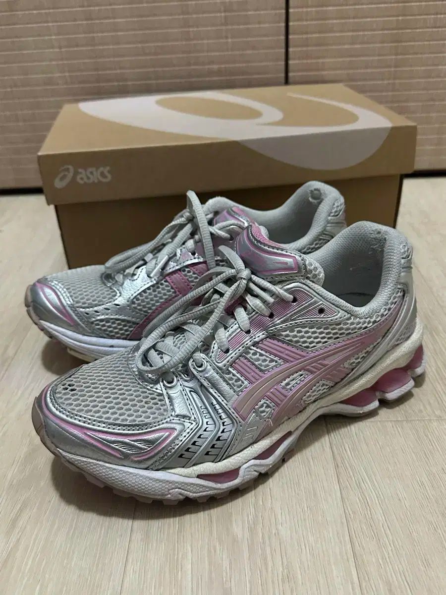 アシックス ゲル カヤノ 14 白 ファン 235