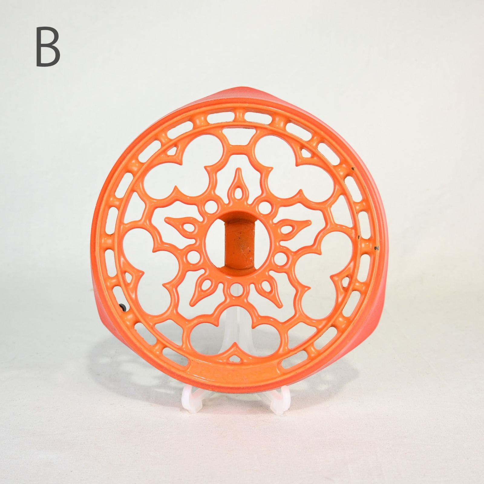 ○ ルクルーゼ トリベット 鍋敷 オレンジ 注文 Amazon｜ル・クルーゼ