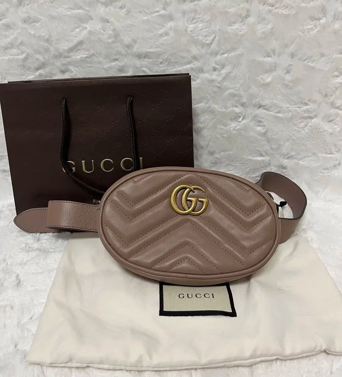 GUCCI グッチ ベルトバッグ